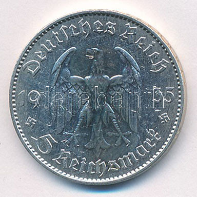 Német Harmadik Birodalom 1935J 5M Ag 'Náci hatalom első évfordulója / Potsdami Garrison templom' T:1-,2 kis patina, karc German Third Reich 1935J 5 Mark Ag 'The 1st Anniversary of Nazi rule / Potsdam Garrison Church' C:AU,XF small patina, - Image 2