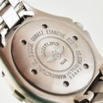 1996 Breitling quartz karóra, acél szíjjal, jelzett, eredeti sérült dobozban, papírokkal. Nem jár, nincs kipróbálva. d: 40 mm - Image 3