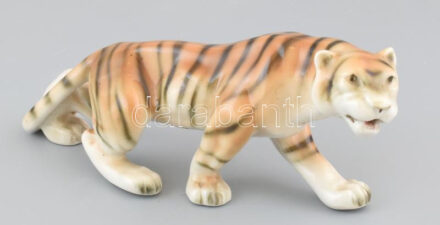 Porcelán Royal Dux tigris, kézzel festett, jelzett, 8,5x20 cm
