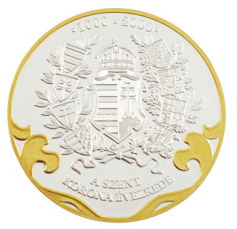 DN 'A Szent Korona évezrede - István király koronázása' aranyozott, ezüstözött Cu emlékérem tanúsítvánnyal (40mm) T:PP - Image 2