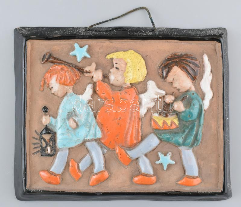 (?) inovits B. jelzéssel: Betlehemező gyerekek. Mázas kerámia falikép. Néhány kis sérüléssel, 19,5x15,5 cm
