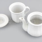 Porcelán kávéfőző és kiöntő szett (3 db-os), jelzés nélkül, hajszálrepedéssel, m: 10 cm - Image 2