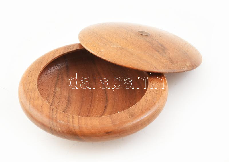 Lakkozott fa dobozka. d: 14 cm