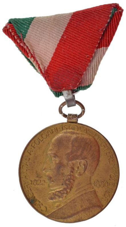 Zsákodi Csiszér János (1883-1953) ~1930. 'Csengery Antal a Polgári Iskola Megteremtője 1868. / Ép testben ép lélek' bronz emlékérem mellszalagon (36mm) T:2