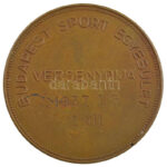 1937. 'Budapest Sport Egyesület versenydíja' kétoldalas bronz díjérem, hátoldalon gravírozva '1937. I. 3. I. díj' (60mmm) T:2 ph. - Image 2