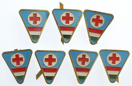 ~1970-1980. Festett fém vöröskeresztes jelvény, 7db (29x26mm) T:2