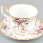 Royal Albert Bone China England, Cottage Garden jelzett, teáscsésze, hibátlan.