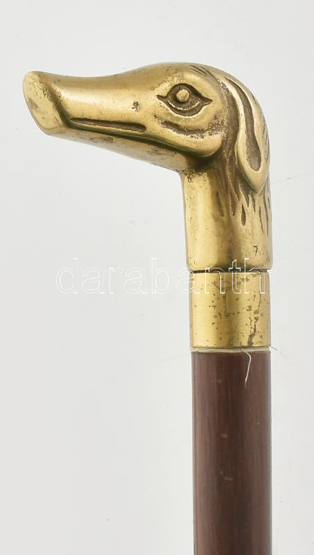 Kutyafejes sétapálca, réz fejjel, középen és a fogónál is szétcsavarható, felül kissé meglazult, kopott, h: 88 cm - Image 2