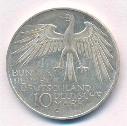 Német Szövetségi Köztársaság 1972F 10M Ag 'Nyári Olimpiai Játékok München / Stadion' T:1-,2 patina FRG 1972F 10 Mark Ag 'Olympic Games Munich / Stadium' C:AU,XF patina Krause KM#133