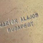 Marton Alajos Budapest, Art Deco doboz, ezüstözött alpakka, fa betéttel, szép állapotban. Jelzett. 8,5x9 cm - Image 3