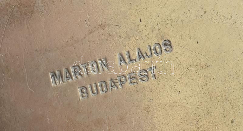 Marton Alajos Budapest, Art Deco doboz, ezüstözött alpakka, fa betéttel, szép állapotban. Jelzett. 8,5x9 cm - Image 3