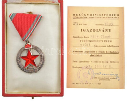 1956. 'Tűzrendészeti Érem' ezüst fokozata, zománcozott és ezüstözött bronz kitüntetés mellszalaggal, eredeti tokban, igazolvánnyal T:1- patina NMK 565.