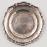 Ezüst (Ag) antik bécsi tányér, jelzett, 1840, mester: CJ.. d:18,5cm, Nettó: 188g