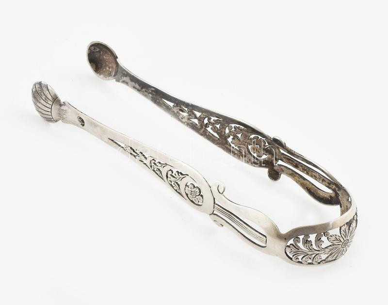 Ezüst (Ag) antik bécsi cukorcsipesz, jelzett, 1820 körül, h: 15 cm, nettó: 38g