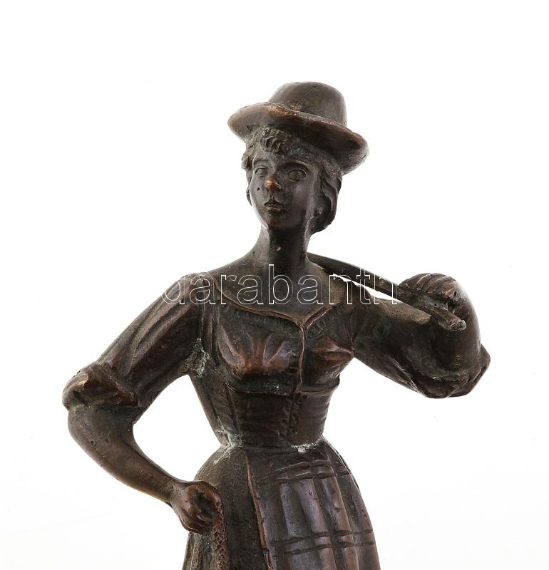 Jelzés nélkül: Hölgy kalapban. Öntött, patinázott bronz, esernyője letörött, hiányzik. M: 23 cm - Image 2