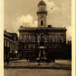 Komárom, Komárnó; Városháza, Klapka szobor / town hall, statue + '1938 Komárom visszatért' So. Stpl