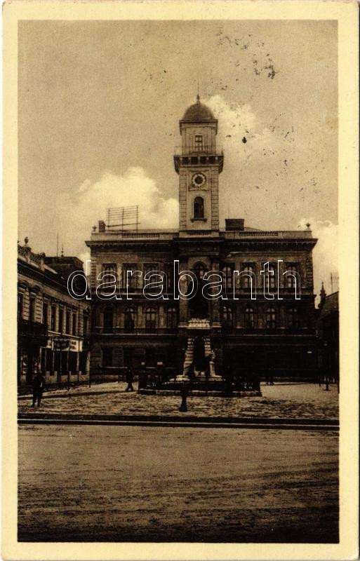 Komárom, Komárnó; Városháza, Klapka szobor / town hall, statue + '1938 Komárom visszatért' So. Stpl