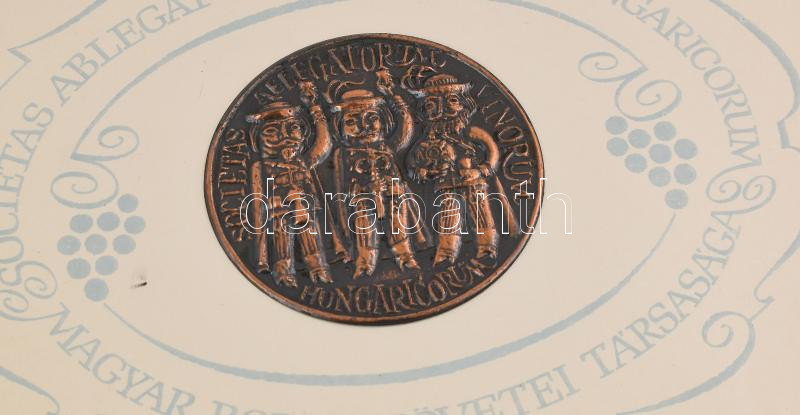 cca 1975 A Magyar Borok Követei Társaság kitöltetlen, fémplakettes diplomája - Image 2