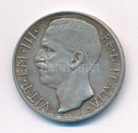 Olaszország 1927R 10L Ag 'III. Viktor Emánuel' T:2,2- patina, ph Italy 1927R 10 Lire Ag 'Vittorio Emanuele III' C:XF,VF patina, edge error Krause KM#68