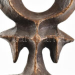 Pap Zoltán: Bronz gyertyatartó, jelzett, m: 14 cm - Image 2