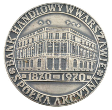 Lengyelország 1970. 'A Lengyel Nemzeti Bank 100. évfordulója' kétoldalas, ezüstpatinázott bronz emlékérem, eredeti 'Narodowy Bank Polski' dísztokban. Szign.: W. Kowalik (70mm) T:1- kis patina Poland 1970. 'The 100th Anniversary of the