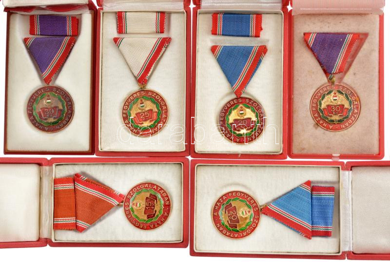 1965. 'Szolgálati Érdemérem - A Haza Fegyveres Szolgálatában 15, 20, 25, 30 év' (6x) zománcozott kitüntetések mellszalagon, egy kivétellel szalagsávokkal, tokokban (közte sérült tokok is) T:1-,2