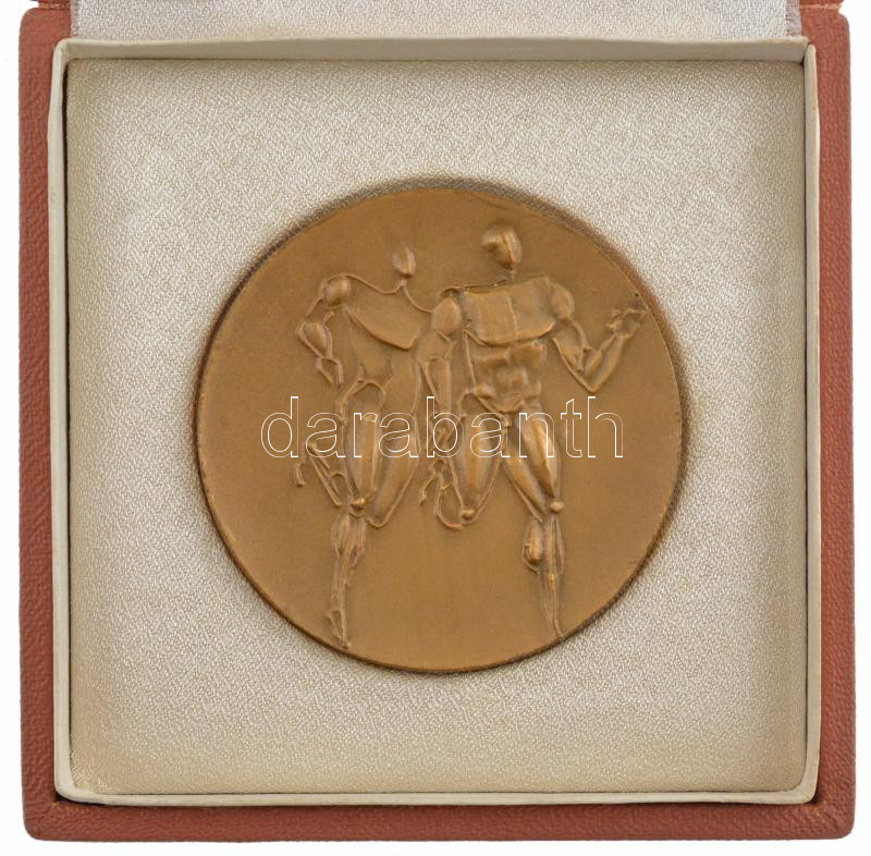 Kiss Nagy András (1930-1997) 1966. 'VIII. Atlétikai Európa Bajnokság Budapest' bronz emlékérem tokban (53mm) T:1 - Image 2