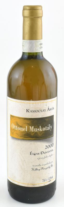 2000 Kamocsay Ákos Villányi Muscat ottonel szakszerűen tárolt bontatlan palack száraz fehérbor , 0,75l.