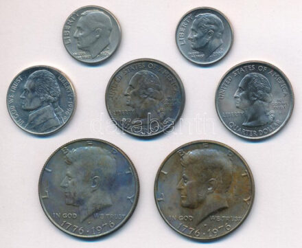 Amerikai Egyesült Államok 1976-2000. 7db Cu-Ni fémpénz, közte 1976. 1/2$ Cu 'Az Egyesült Államok Függetlenségi Nyilatkozatának 200. évfordulója 1776-1976' forgalmi emlékérme (2x) T:1- patina USA 1976-2000. 7pcs of Cu-Ni coins, with