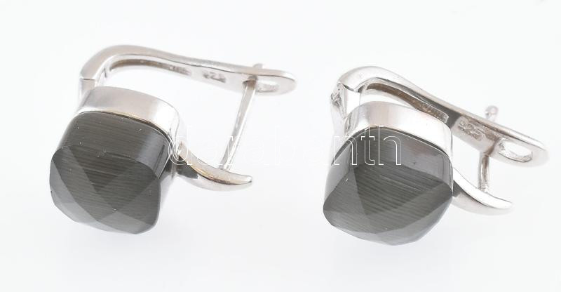 Ezüst(Ag) fülbevalópár ásvánnyal, jelzett, h: 1,8 cm, bruttó: 6,2 g