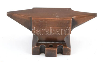 Órás, ékszerész üllő. Bronz 9 cm