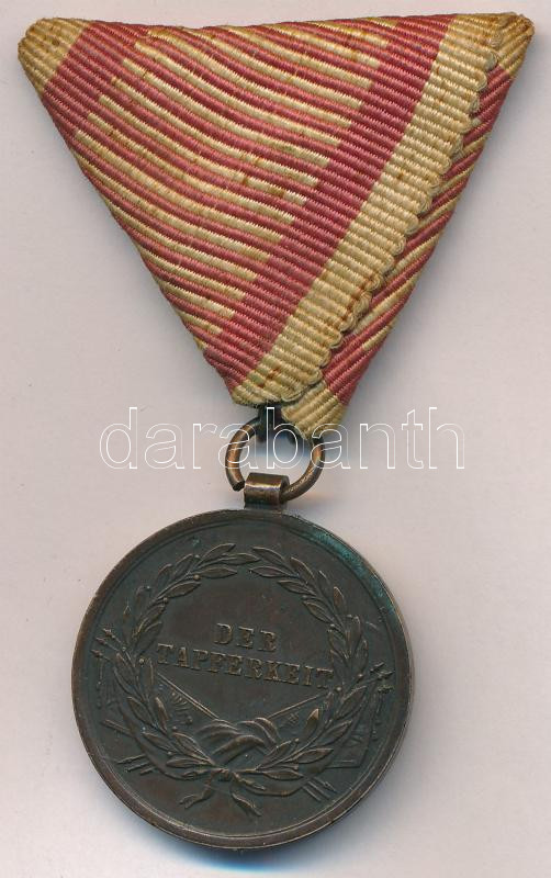 1914. 'Ferenc József Bronz Vitézségi Érem / Der Tapferkeit' bronz kitüntetés, mellszalaggal. Szign.: Tautenhayn T:1-,2 Hungary 1914. 'Bronze Gallantry Medal (Der Tapferkeit)' bronze decoration with ribbon. Sign.:Tautenhayn C:AU,XF NMK 137. - Image 2