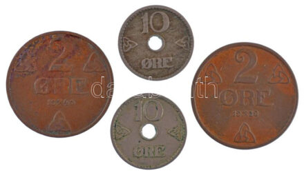Norvégia 1925-1926. 10ö Cu-Ni (2xklf) + 1939-1940. 2ö bronz (2xklf) T:2,2- patina Norway 1925-1926. 10 Öre Cu-Ni (2xdiff) + 1939-1940. 2 Öre bronze (2xdiff) C:XF,VF patina