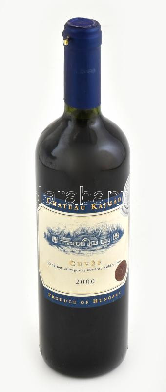 2000 Chateau Kajmád Szekszárdi Cuvée (Cabernet Sauvignon - Merlot - Kékfrankos házasítás), bontatlan palack száraz vörösbor, pincében szakszerűen tárolt, 13%, 'Concours Mondial Bruxelles Médaille d'Argent 2002 Silver Medal'