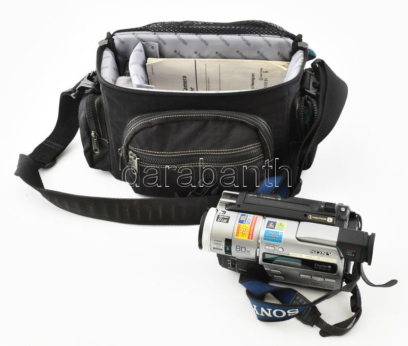 Sony Handycam DCR-TR7000E digitális kamera, tartozékaival, leírással, hordozótáskával. Nem kipróbált, újszerű állapotban.