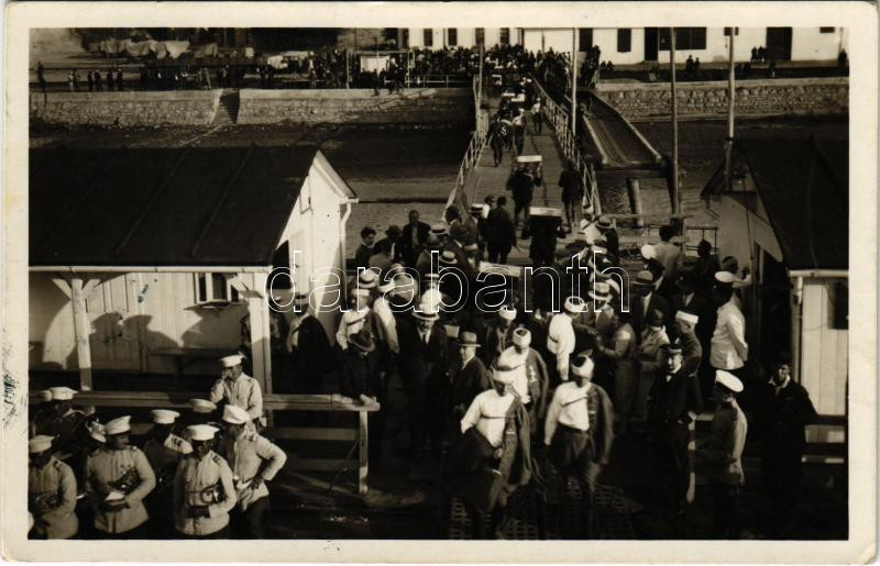 1937 Lom, port, steamship station + 'Schiffsrestaurant Dampfer Helios DDSG W. Kárpát' (EK)