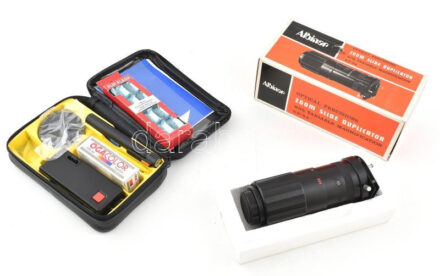 Albinar Zoom Slide Duplicator, állítható, 0,5-2x nagyítás, újszerű, eredeti dobozában + Műbőr tok mini fényképezővel és különféle fotós kellékekkel