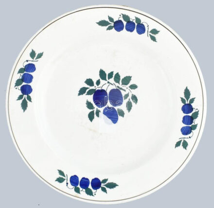 Antik kézzel festett népi fajansz tányér, jelzés nélkül, kopott, d: 31 cm