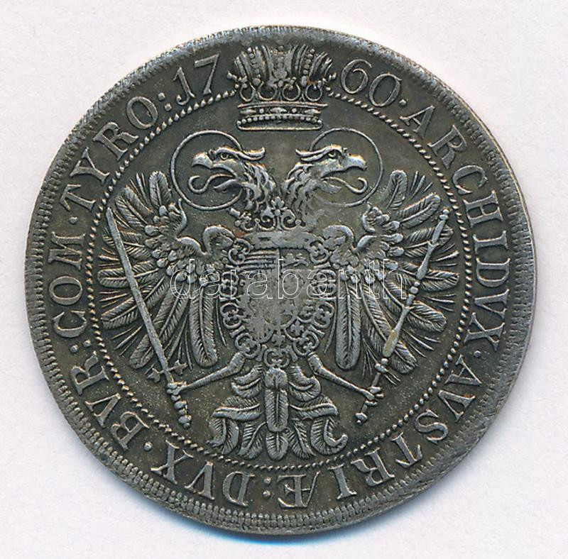 Német Államok / Nürnberg ~1830-1910. Mária Terézia 1760-as féltallérján alapuló fém fantáziaveret. Szign.:LAUER NURNBG (33mm) T:1-,2 German States / Nuremberg ~1830-1910. Metal fantasy coin based on Maria Theresia's 1/2 Thaler from - Image 2