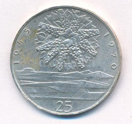 Csehszlovákia 1970. 25K Ag 'A Felszabadulás 25. évfordulója' T:1- patina Czechoslovakia 1970. 25 Korun Ag '25th Anniversary of Liberation' C:AU patina Krause KM#69