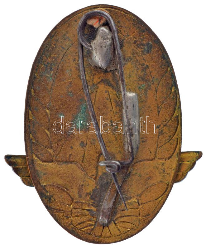 ~1960-1970. 'Kiváló Vasutas' zománcozott fém kitüntető jelvény (30x44mm) T:2 cserélt tű - Image 2