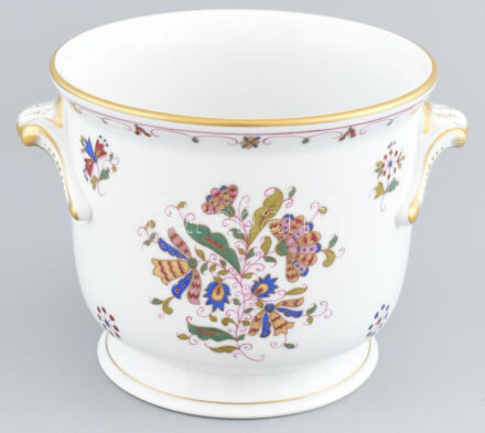 Herendi porcelán kaspó, Motifs Hongrois Grand (MHG) dekorral, kézzel festett, jelzett, apró kopásnyomokkal, d: 16,5 cm, m: 14,5 cm