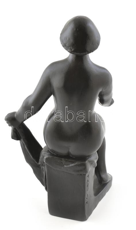 Marosán László (1916-1991): Fürdőző nő, terrakotta, jelzett, javított, m: 40 cm - Image 3