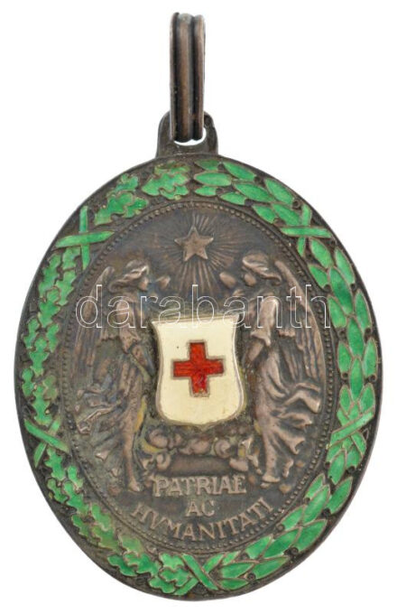 1914. 'A Vörös Kereszt Ezüst Díszérme hadidíszítménnyel' zománcozott Ag kitüntetés, fémjel a fülben, mellszalag nélkül T:1-,2 részben javított zománc Hungary 1914. 'Red Cross, Silver Medal of Honour with a war decoration'