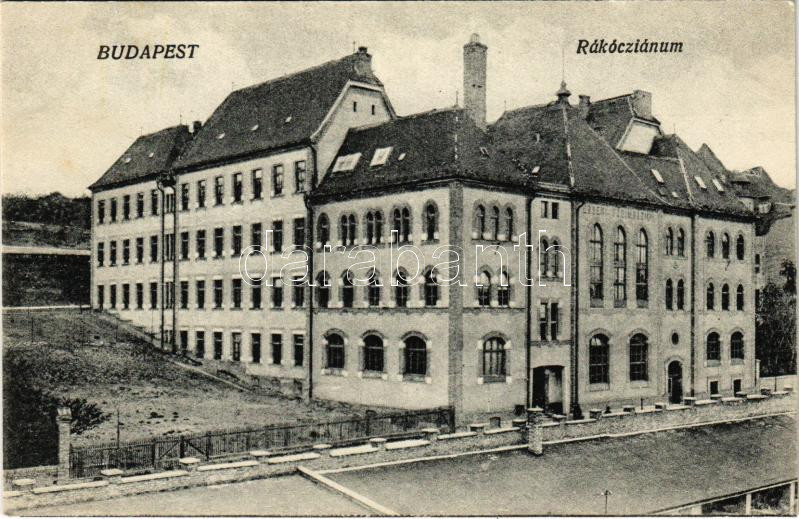 Budapest II. Rózsadomb, Rákócziánum Érseki Főgimnázium. Keleti Károly utca 37.