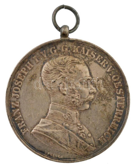 1917. 'Károly Ezüst Vitézségi Érem I. osztálya' peremen jelzett Ag kitüntetés, mellszalag nélkül. Szign.: Leisek T:1-,2 patina / Hungary 1917. 'Silver Gallantry Medal, 1st Class, awarded for the fourth time' Ag decoration with hallmark on