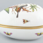 Herendi Rotschild mintás porcelán tojás. Kézzel festett, jelzett, hibátlan. 16 cm - Image 2