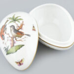Herendi Rotschild mintás porcelán tojás. Kézzel festett, jelzett, hibátlan. 16 cm - Image 3