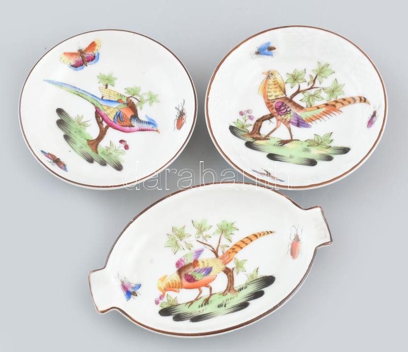 3 db Herendi fácán mintás porcelán tálka. Kézzel festett, jelzett, kis kopással d: 7 cm, 12x8 cm
