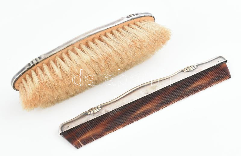 LW jelzéssel, ezüstözött alpakka fésülködőkészlet, 4 darabos, vésett monogrammal, szép állapotban. - Image 2